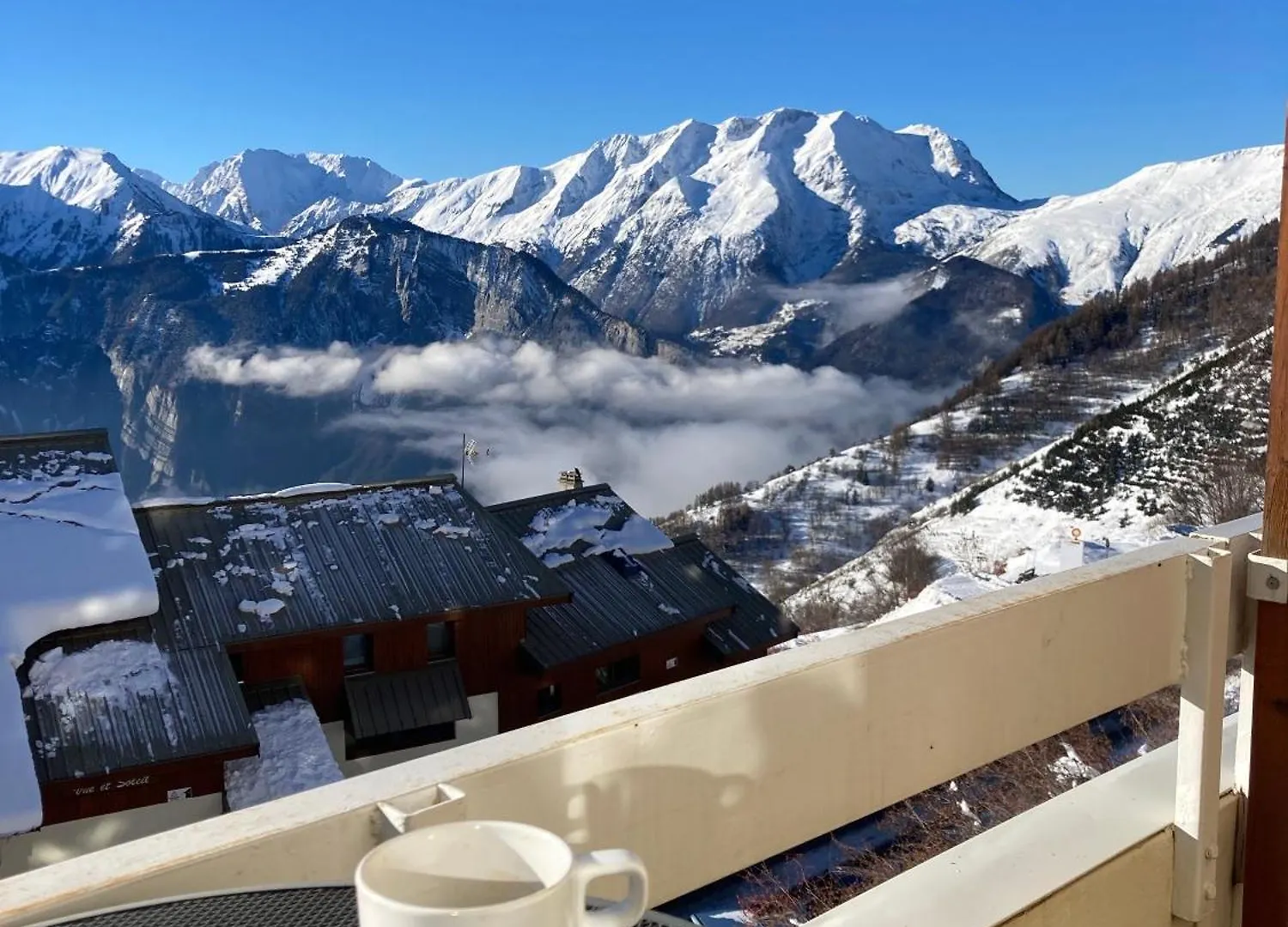 Sunny Studio 25 M2 Mountain View Balcony In Alpe D Huez District Eclose Alpe d'Huez